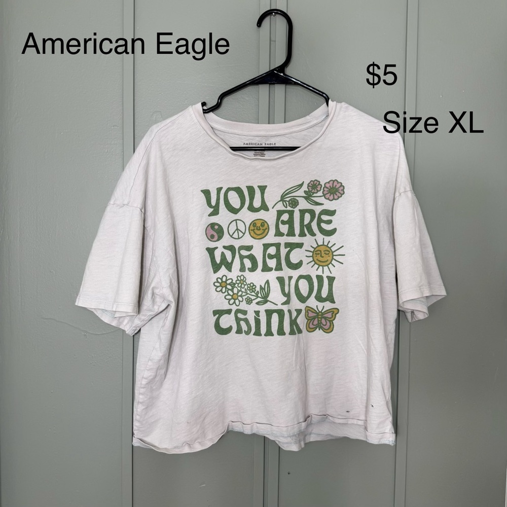 American Eagle White Graphic T-Shirt